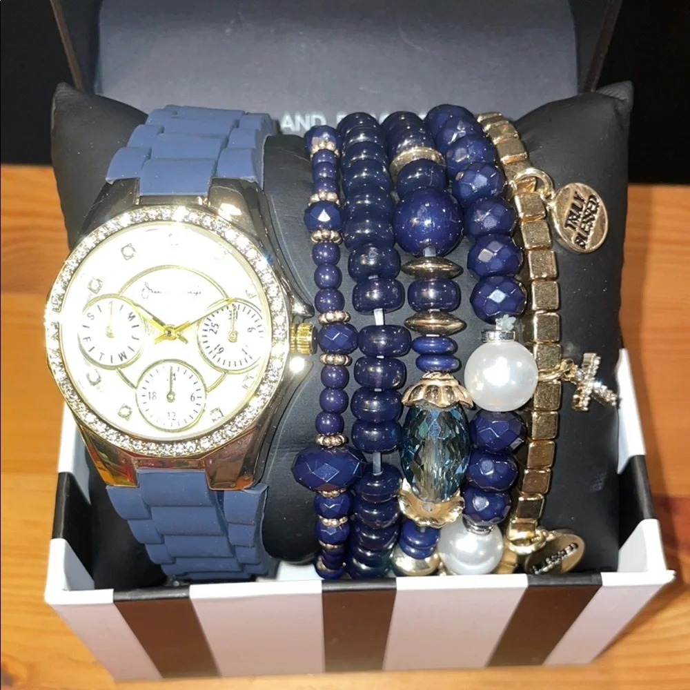 Women’s Navy & Gold Watch Gift Set | Crystal Bezel Timepiece + Beaded Bracelets